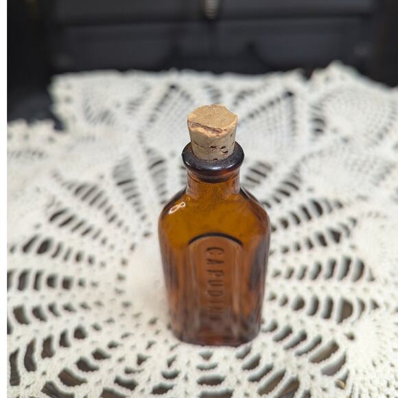 Empty Vintage Cork Top Capudine Amber Glass Apothecary Bottle, Pre-Owned - Picture 5 of 6
